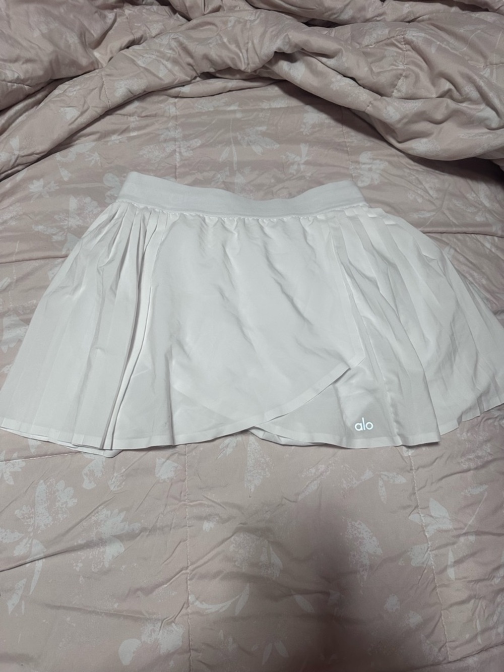 Alo skirt